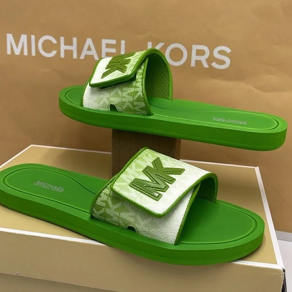 Michael Kors Green Slide Logo Sandals Palmer Ombré Signature
Jungle Green 
NWT - Picture 10 of 16